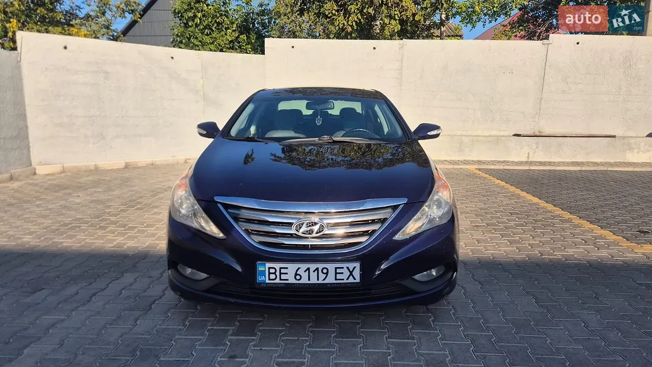Hyundai Sonata 2013 photo 2