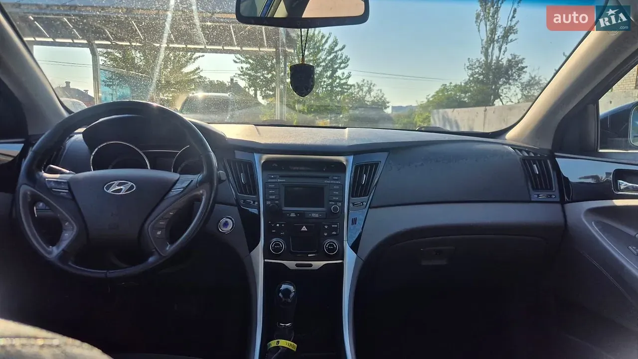 Hyundai Sonata 2013 photo 3