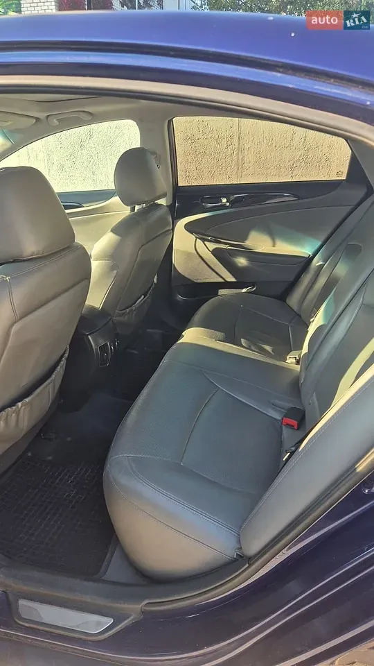 Hyundai Sonata 2013 photo 4