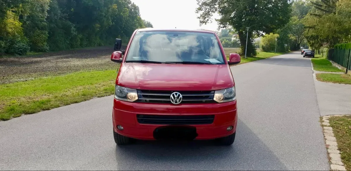 Volkswagen Caravelle 2011 photo 3