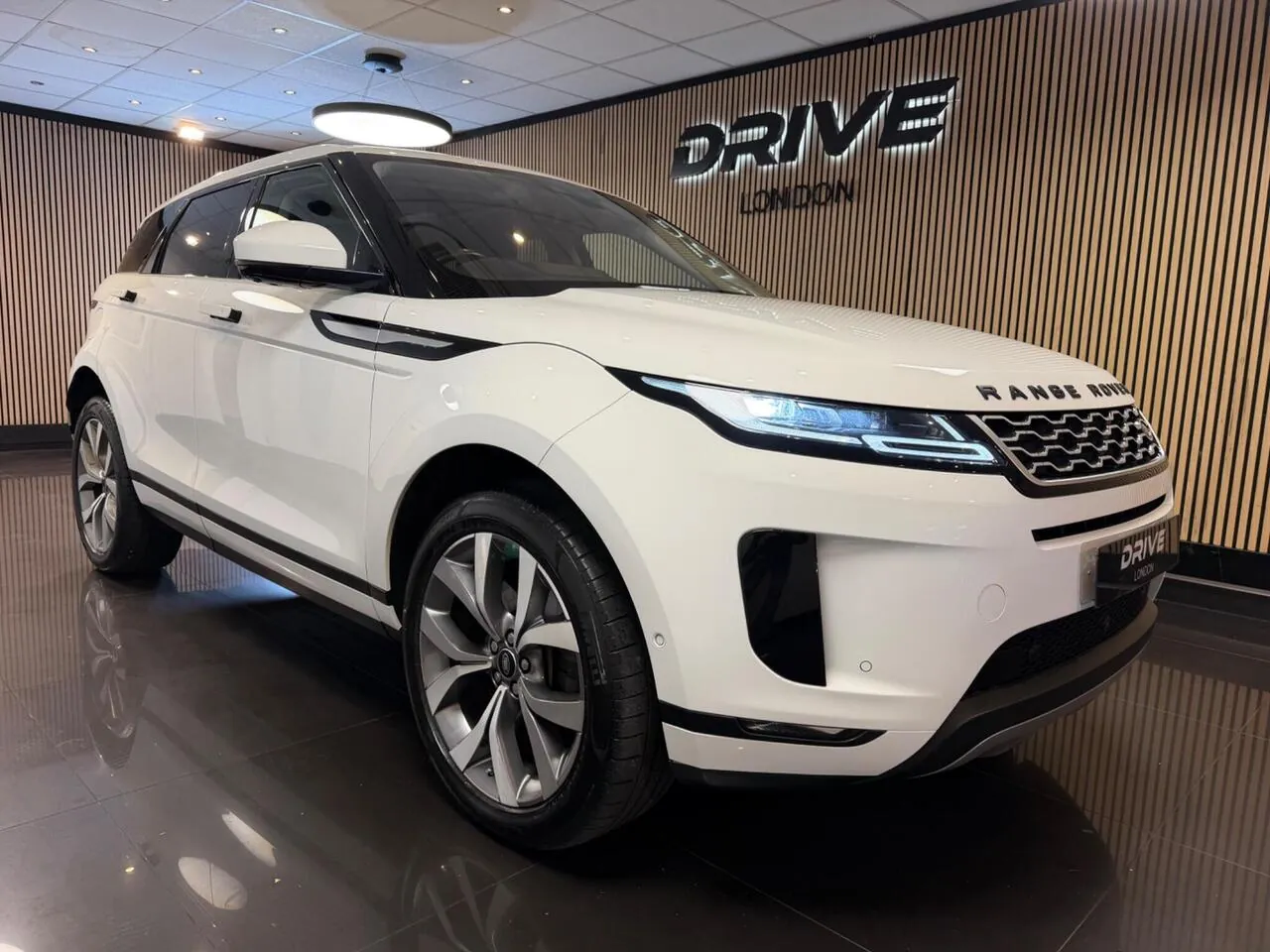 Land Rover Range Rover Evoque 2019 photo 4
