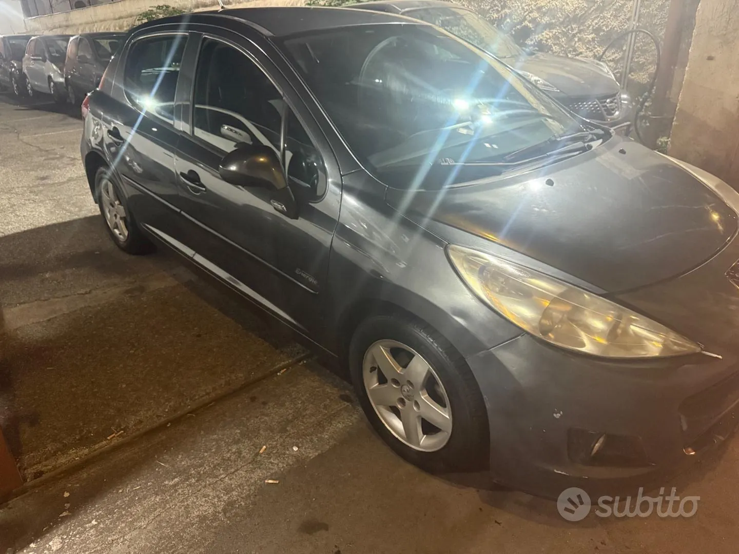 Peugeot 207 2010 photo 2