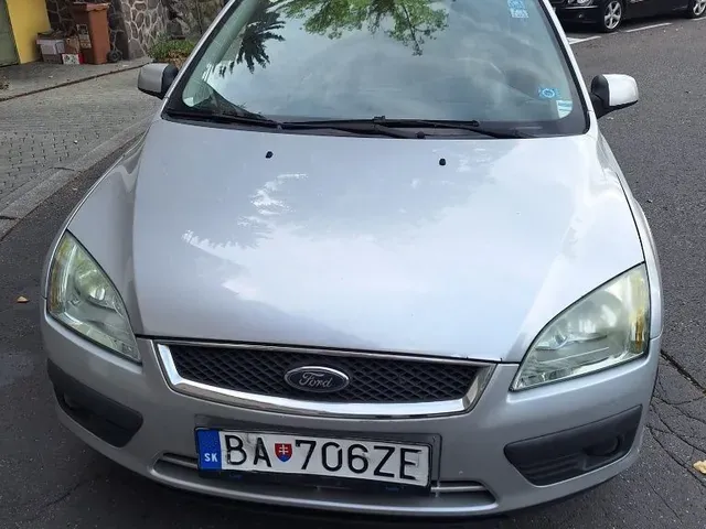 Ford Focus 2005 photo 2
