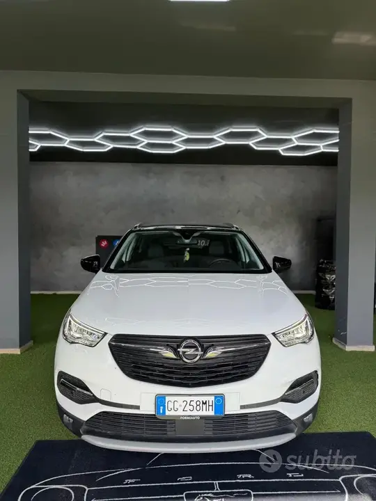 Opel Grandland 2021 photo 2