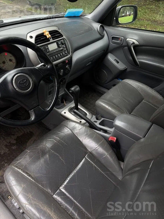 Toyota Rav4 2002 photo 5