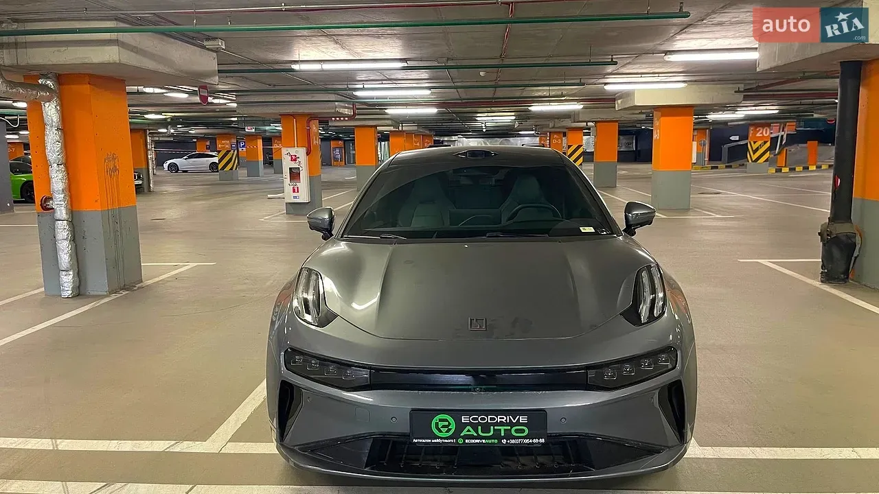 Zeekr 001