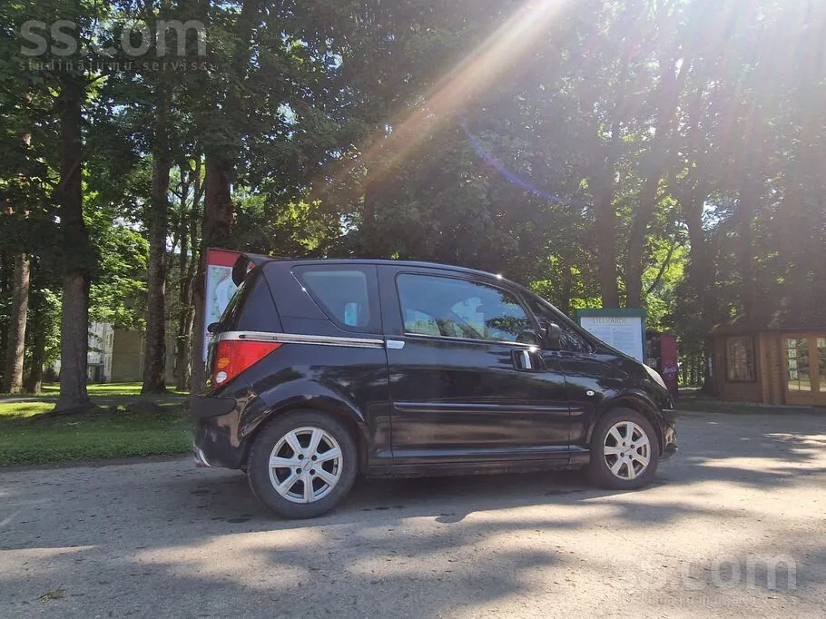 Peugeot 1007