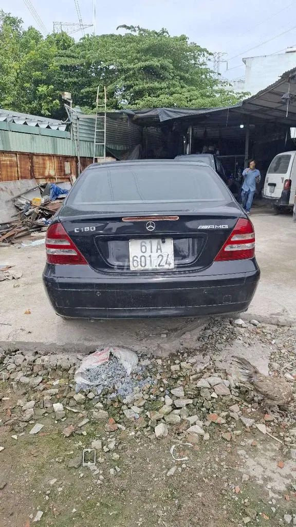 Mercedes-Benz C-Class 2004 photo 5