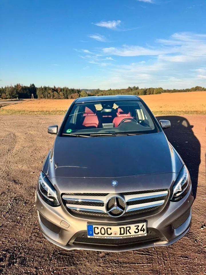 Mercedes-Benz B200D