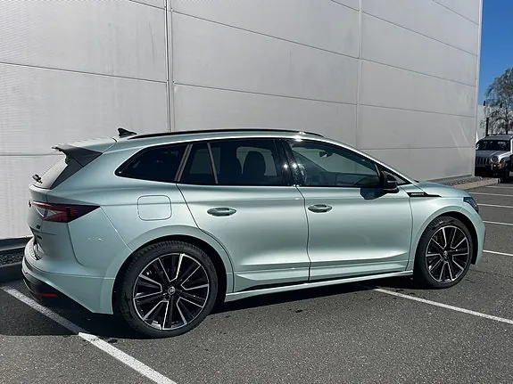 Skoda Enyaq 2022 photo 3
