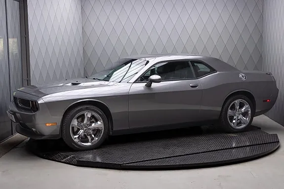 Dodge Challenger 2012 photo 2