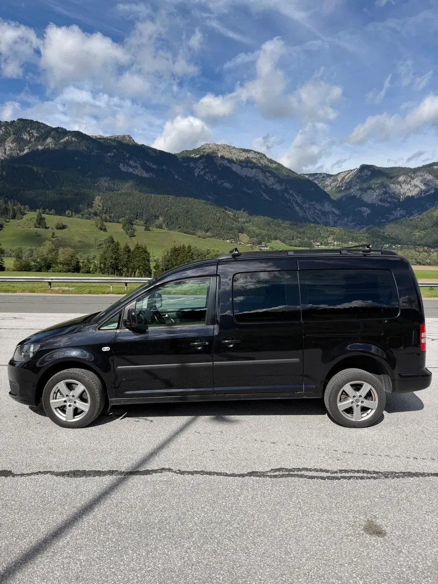 Volkswagen Caddy 2015 photo 2