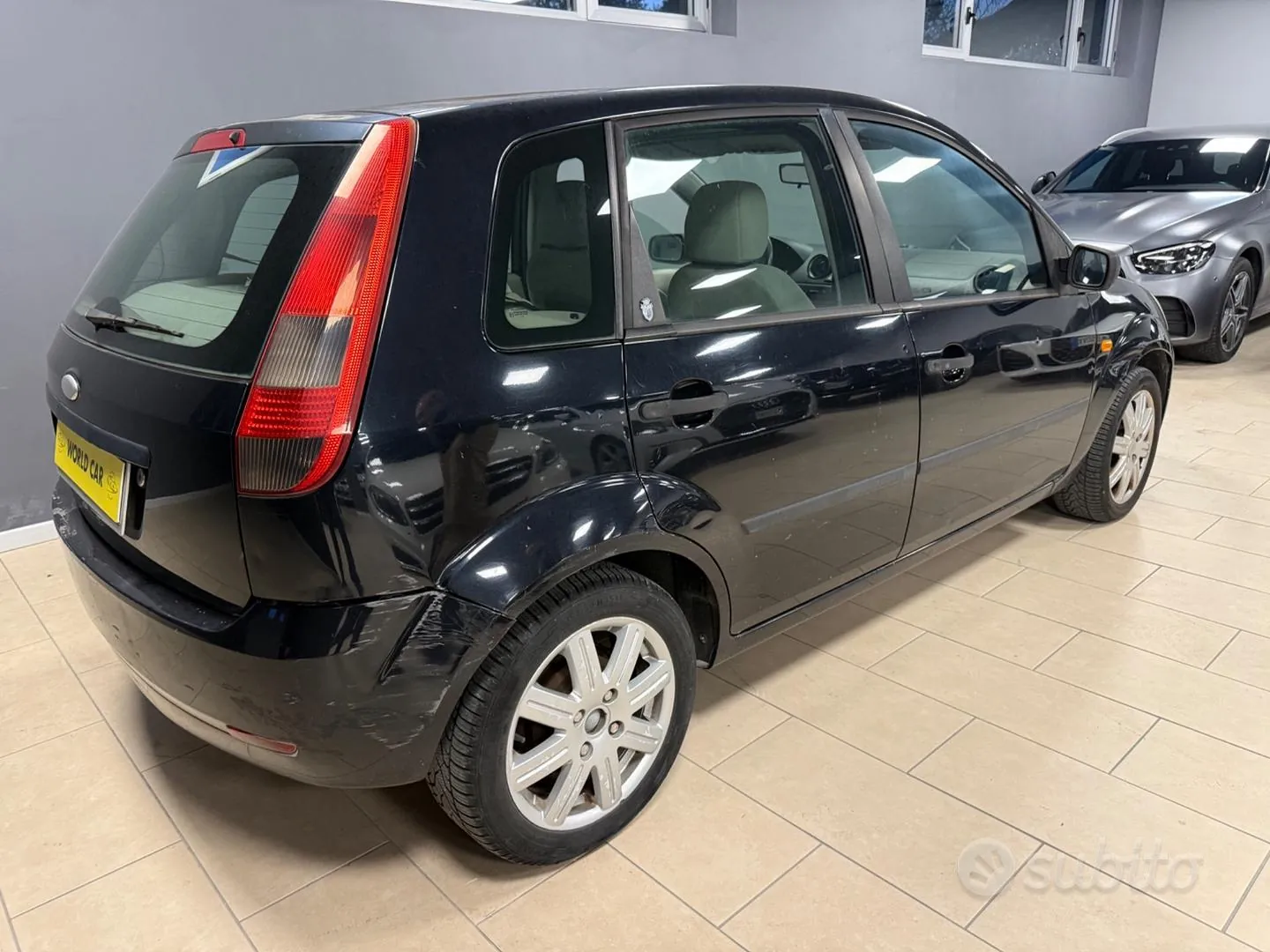 Ford Fiesta 2002 photo 4