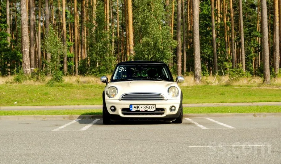 Mini Cooper 2010 photo 3