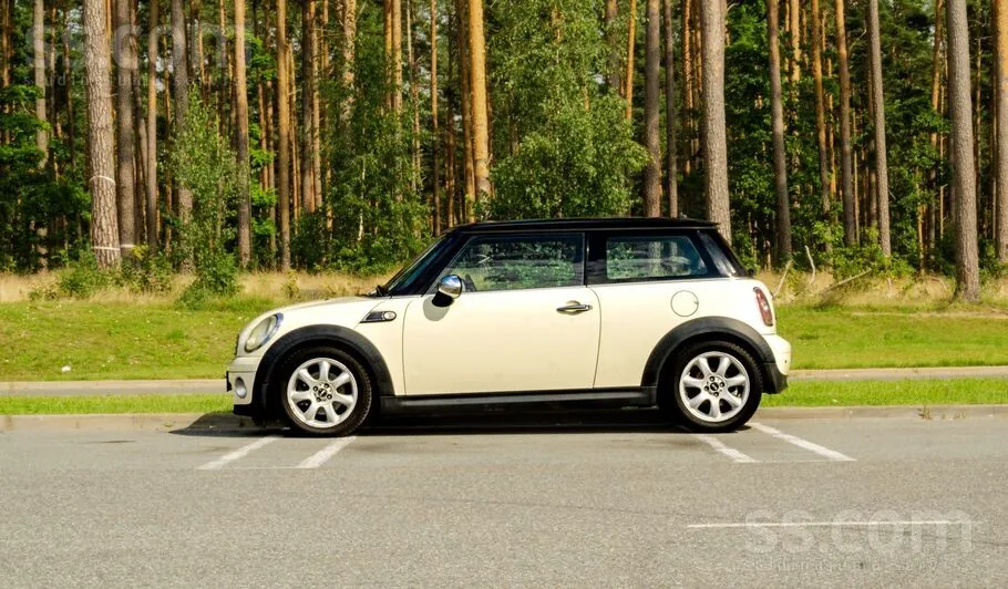 Mini Cooper 2010 photo 5