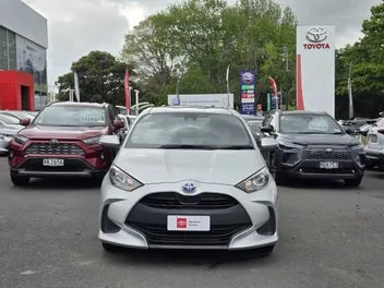 Toyota Yaris 2021 photo 3