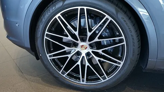 Porsche Cayenne Coupe 2026 photo 5
