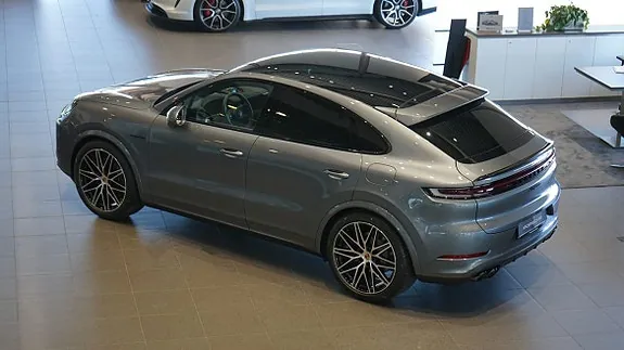 Porsche Cayenne Coupe 2026 photo 4