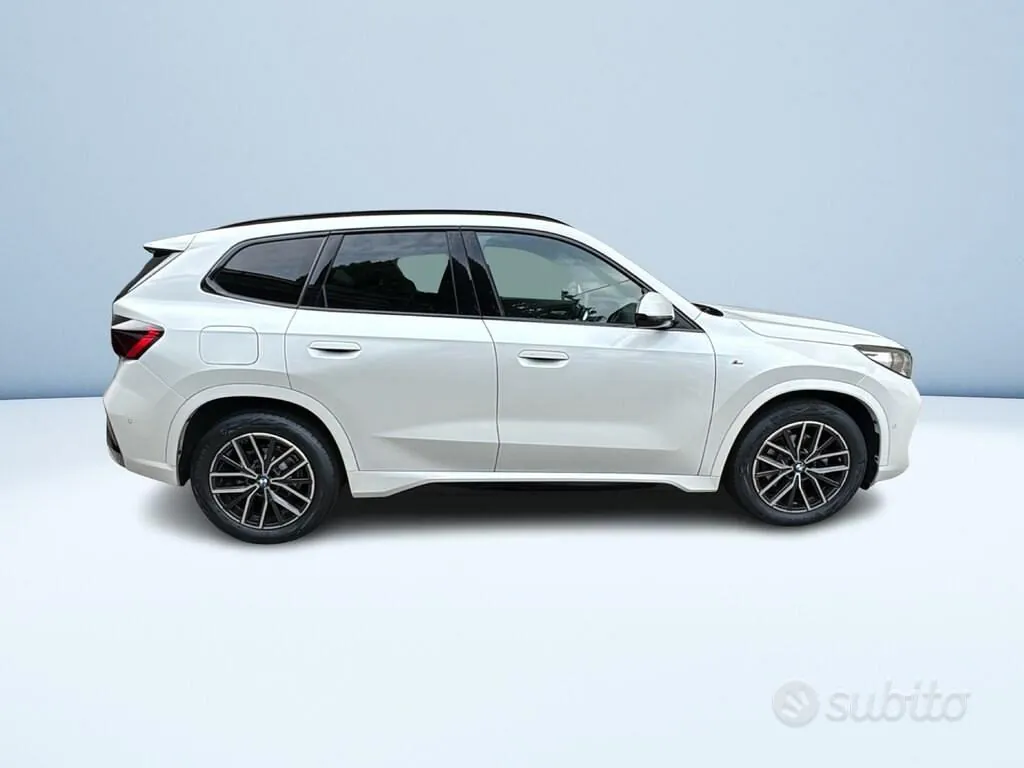 BMW X1 2022 photo 4
