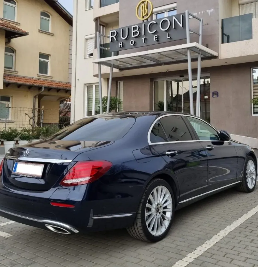 Mercedes-Benz E-Class 2019 photo 2