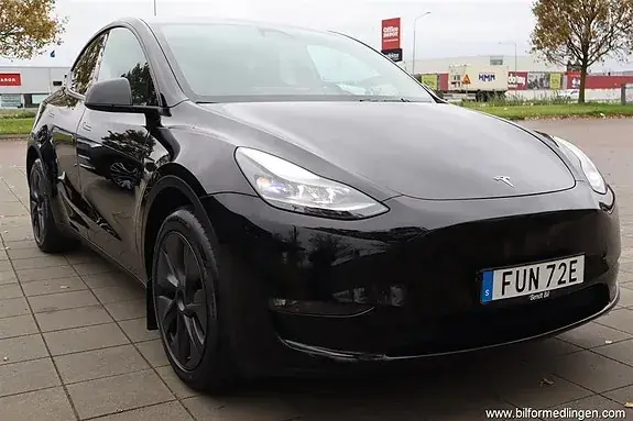 Tesla Model Y 2024 photo 4