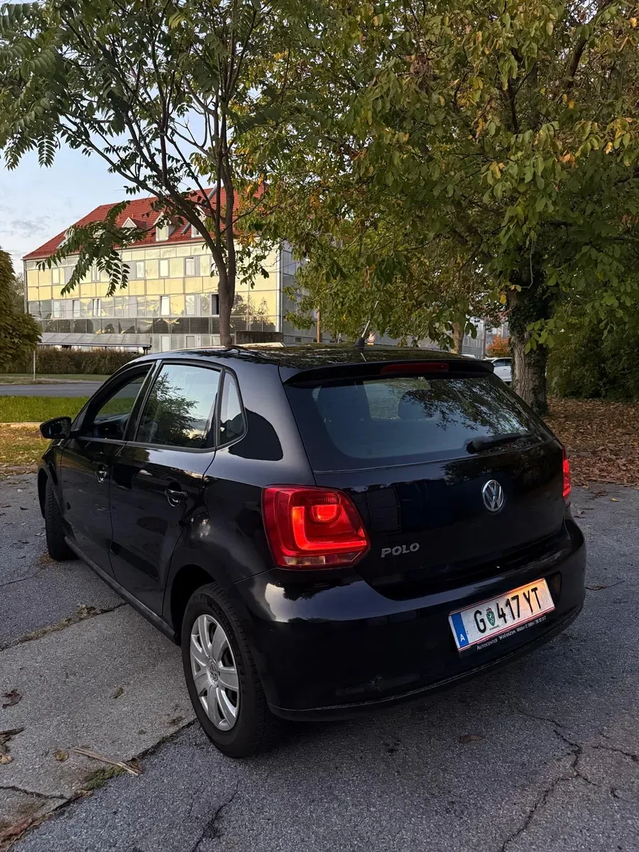 Volkswagen Polo 2010 photo 3