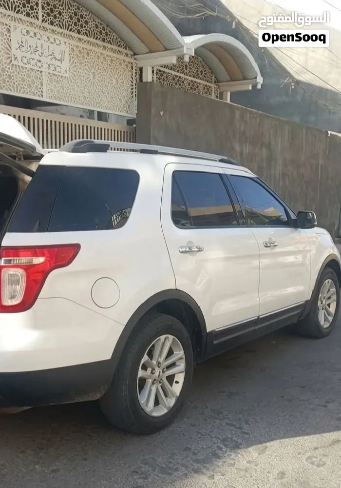 Ford Explorer 2013 photo 4
