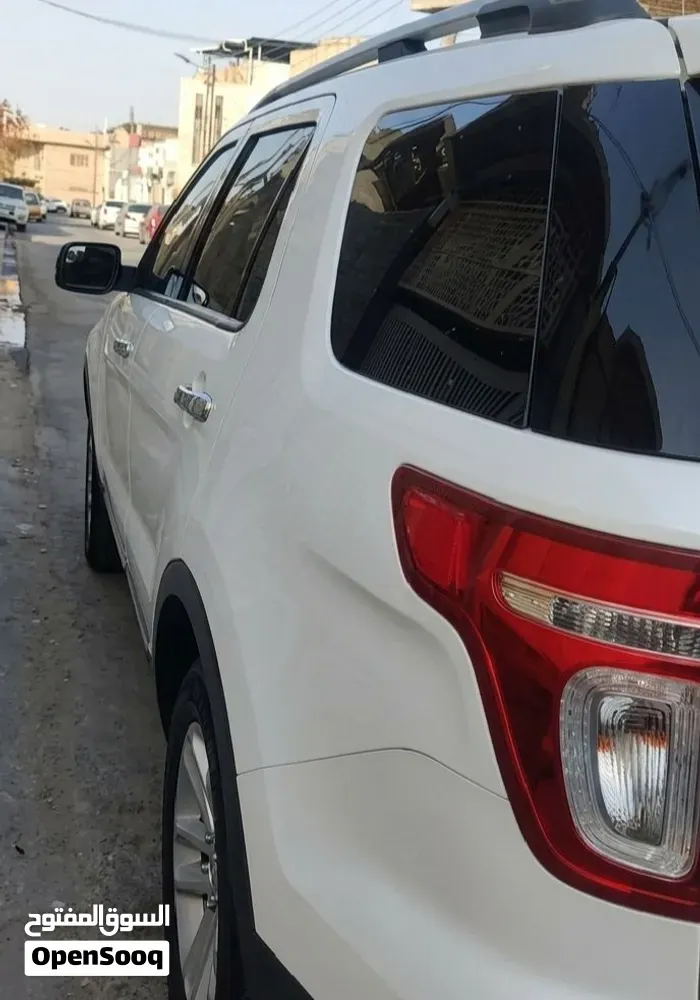 Ford Explorer 2013 photo 3