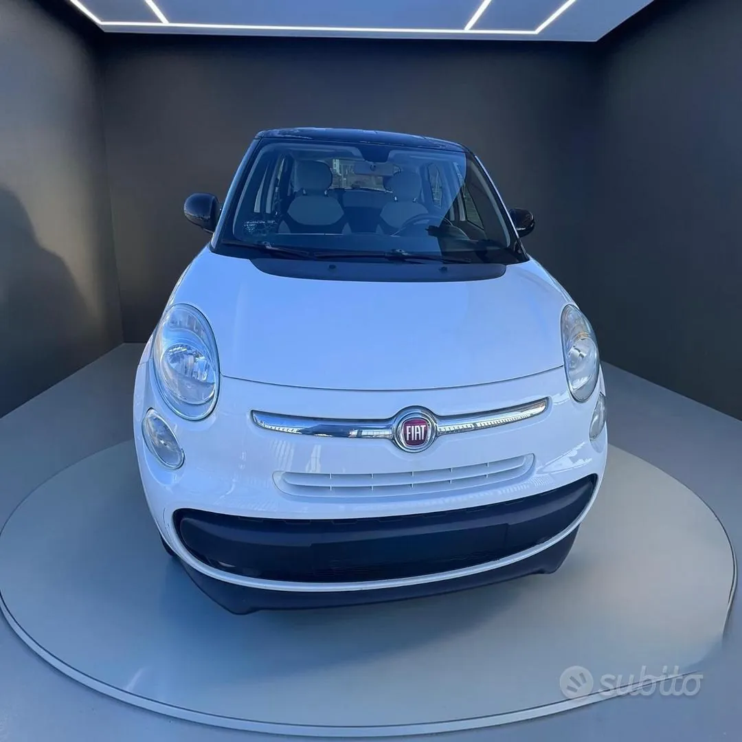 Fiat 500L 2013 photo 2