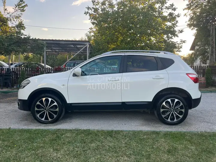 Nissan Qashqai 2011 photo 5