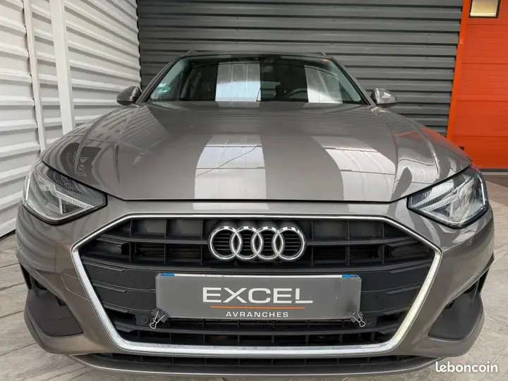 Audi A4 Avant 2021 photo 2