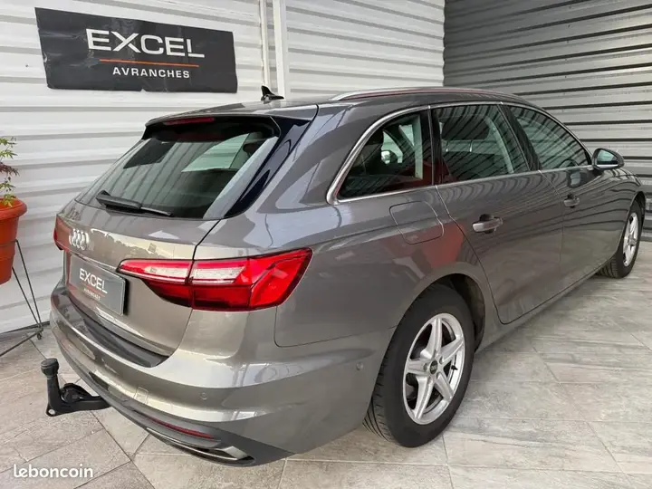 Audi A4 Avant 2021 photo 4