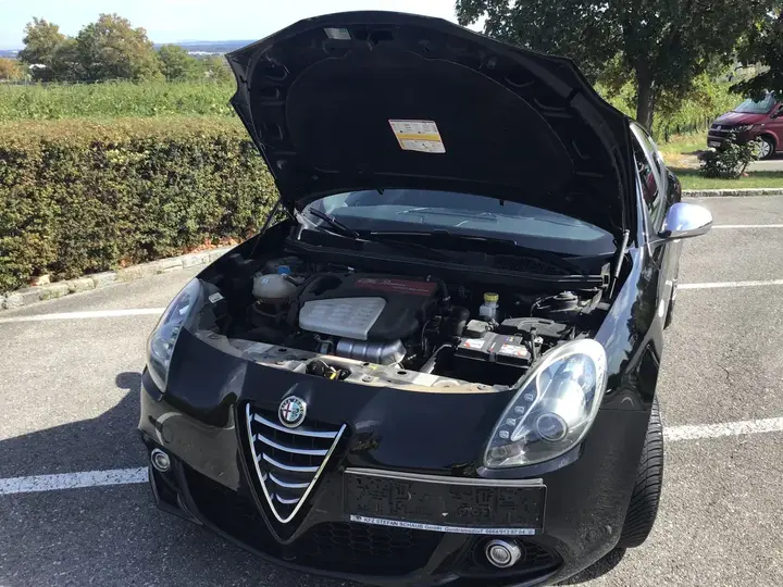 Alfa Romeo Giulietta 2016 photo 3