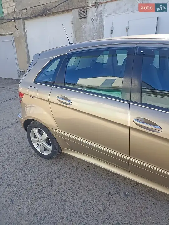 Mercedes-Benz B-Class 2006 photo 5
