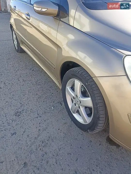 Mercedes-Benz B-Class 2006 photo 4