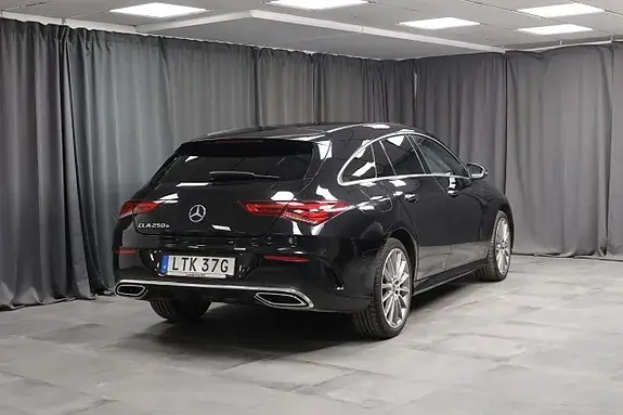 Mercedes-Benz Cla 250 E 2023 photo 2