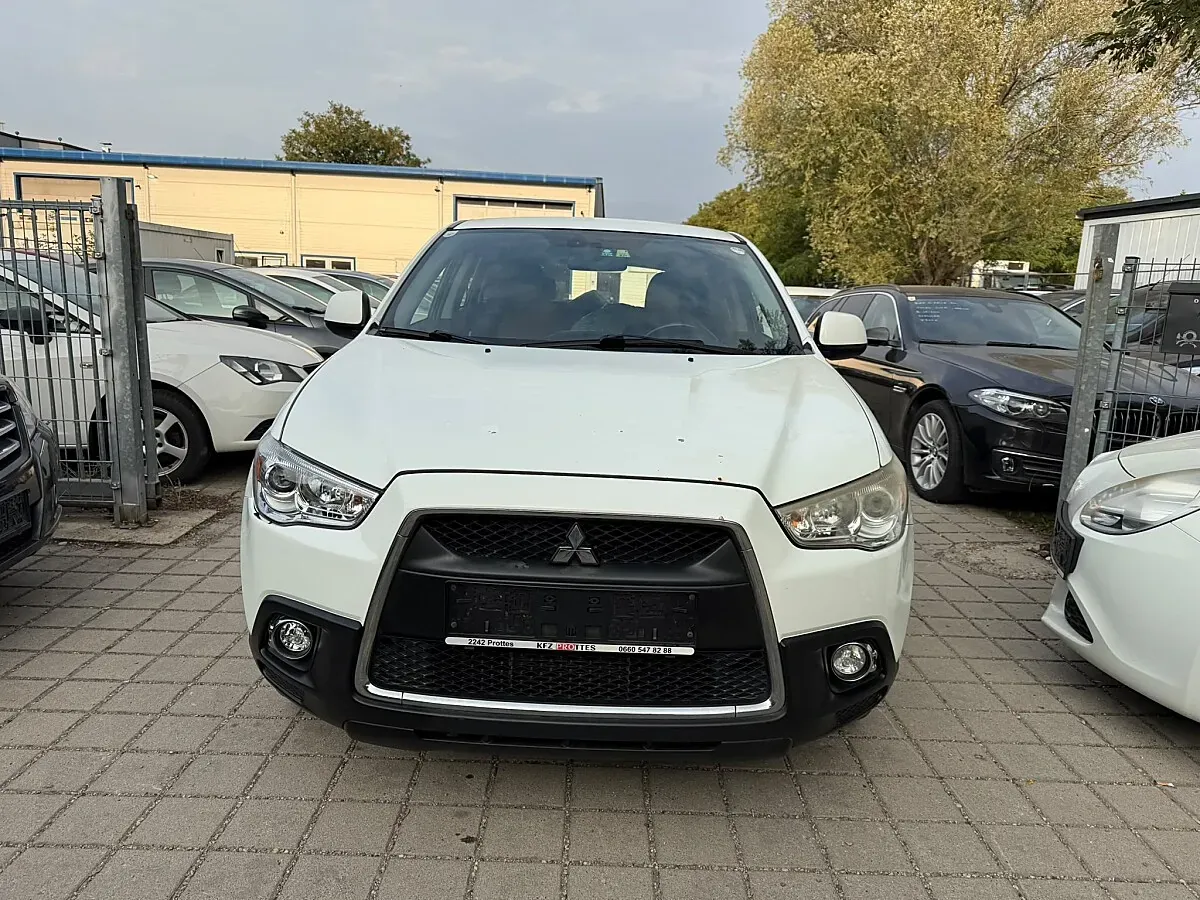Mitsubishi Asx 2010 photo 2