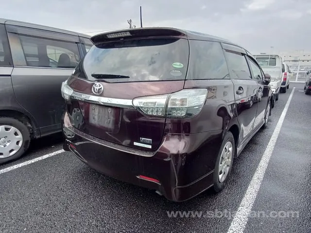 Toyota Wish 2012 photo 4