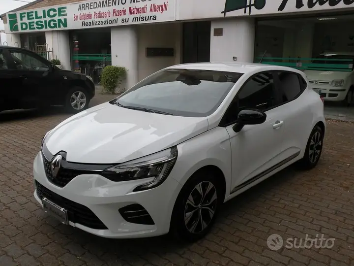 Renault Clio 2025 photo 2