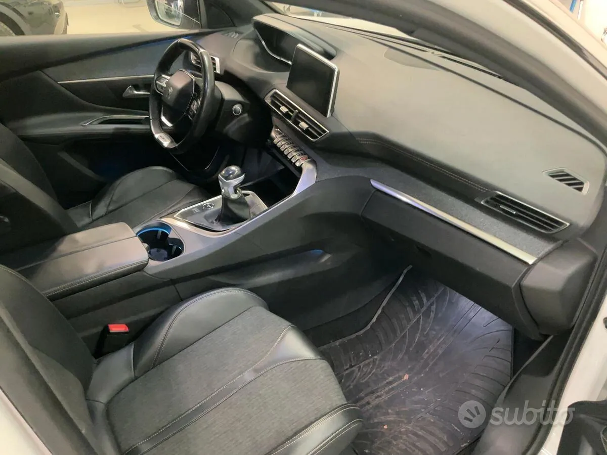 Peugeot 3008 2017 photo 4
