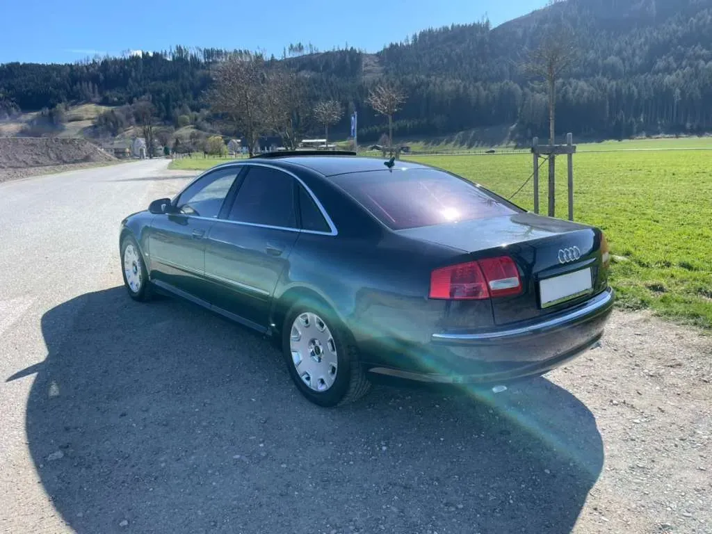 Audi A8 2004 photo 3