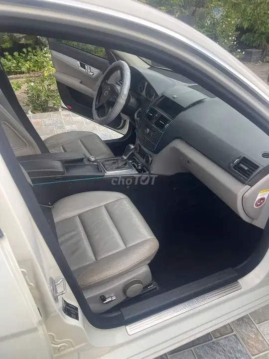 Mercedes-Benz C-Class 2008 photo 3