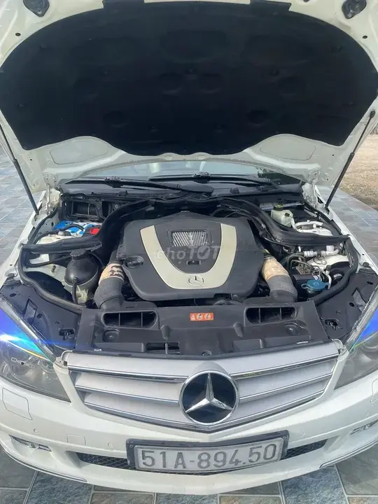 Mercedes-Benz C-Class 2008 photo 2