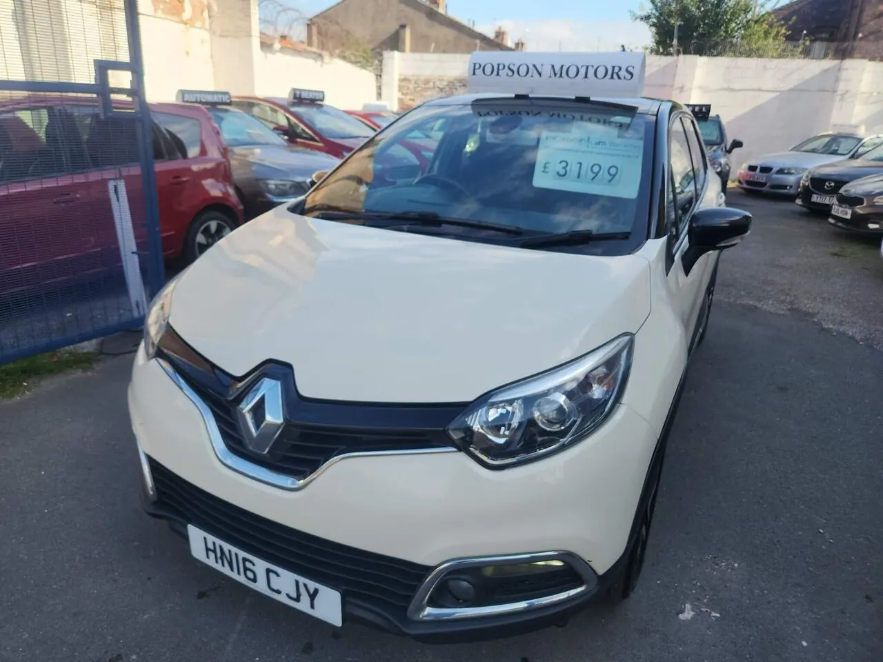 Renault Captur 2016 photo 2