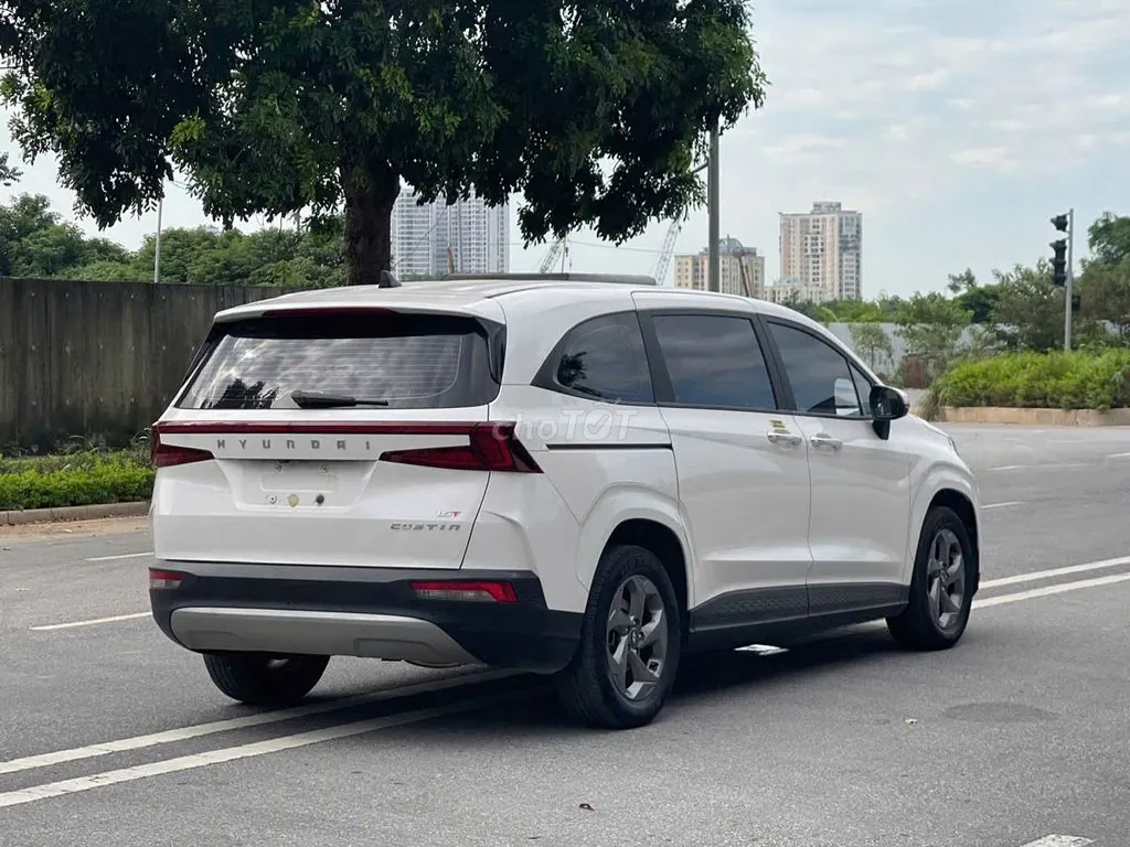 Hyundai Custin 2023 photo 5