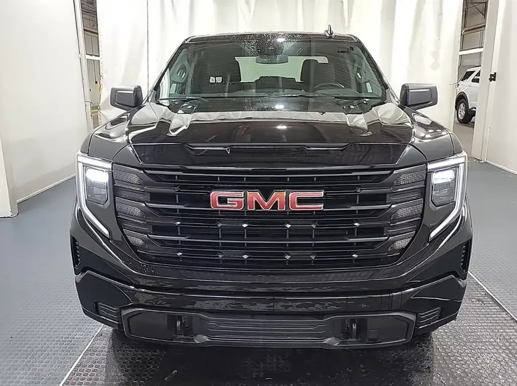 GMC Sierra 1500 2024 photo 2