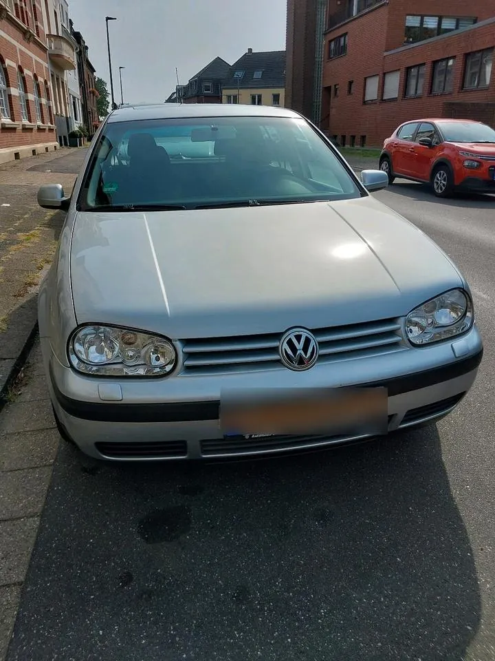 Volkswagen Golf 4