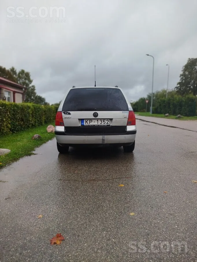 Volkswagen Golf 4 2000 photo 4
