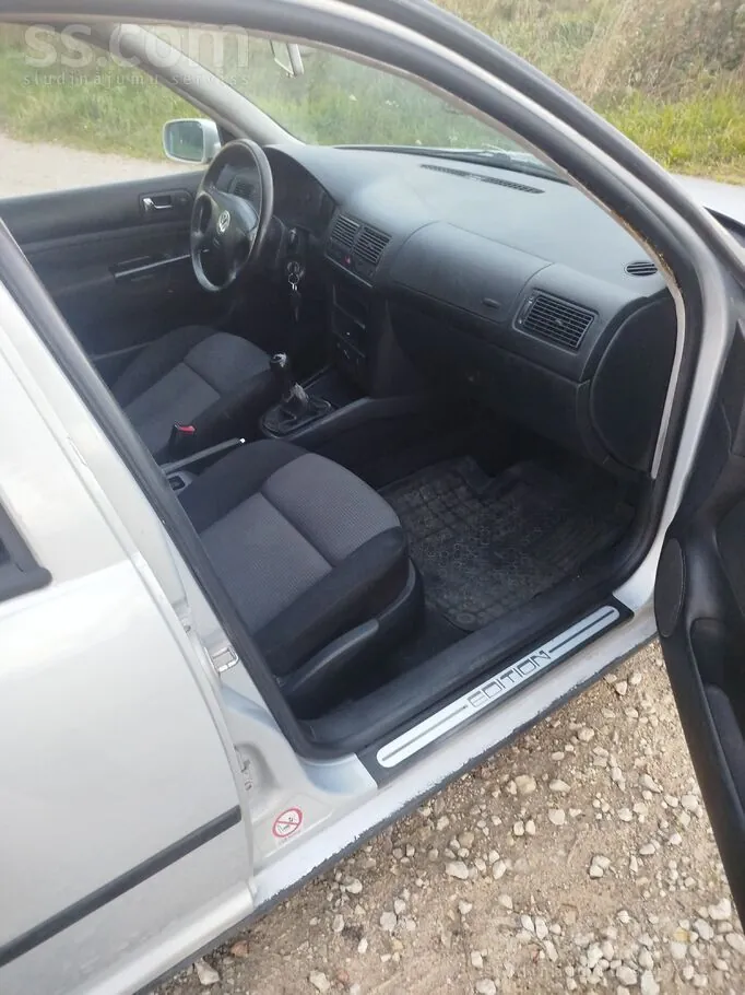 Volkswagen Golf 4 2000 photo 5