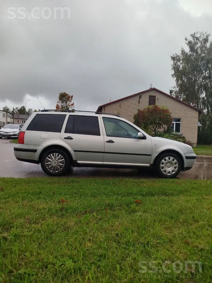 Volkswagen Golf 4 2000 photo 3